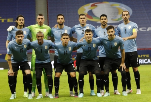 Edi Cavani NOTICIAS |  - Debut con derrota celeste en la Copa América 