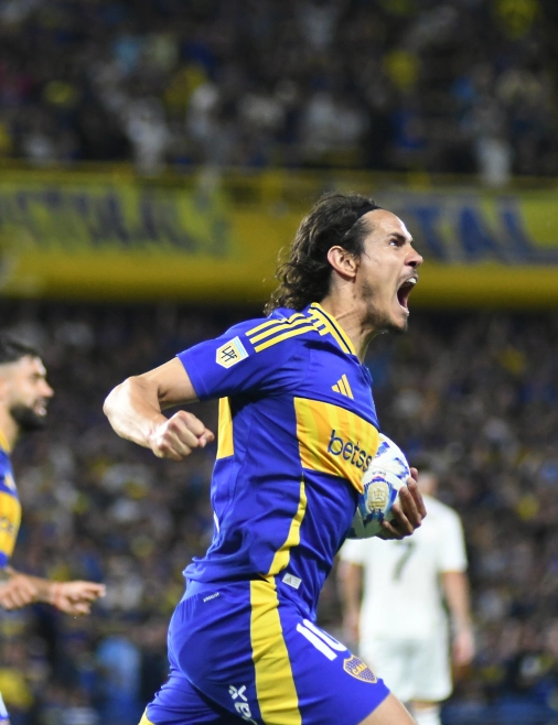 Edi Cavani NOTICIAS |  - 400 goles en Clubes