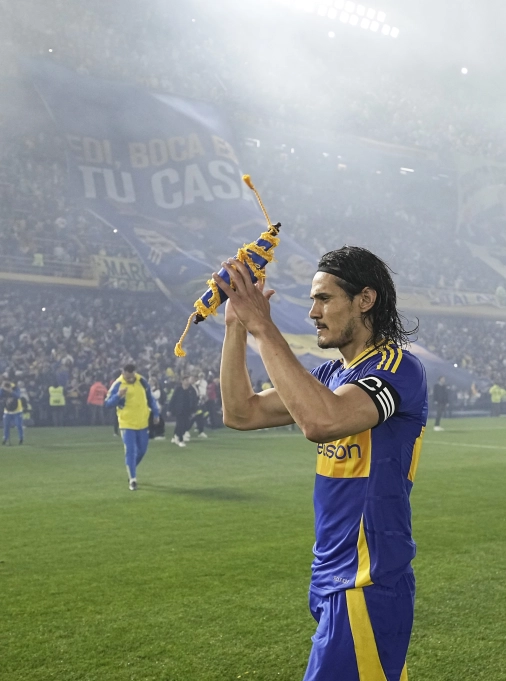 Edi Cavani NOTICIAS |  - Telón eterno